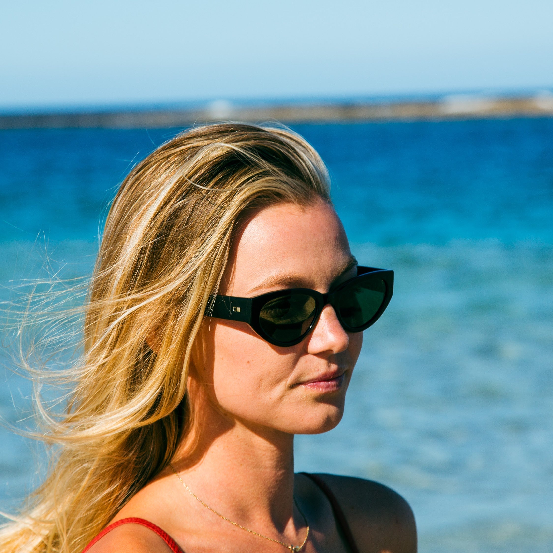 Otis  Audrey - Eco Crystal Velvet / Neutral Grey Polarised