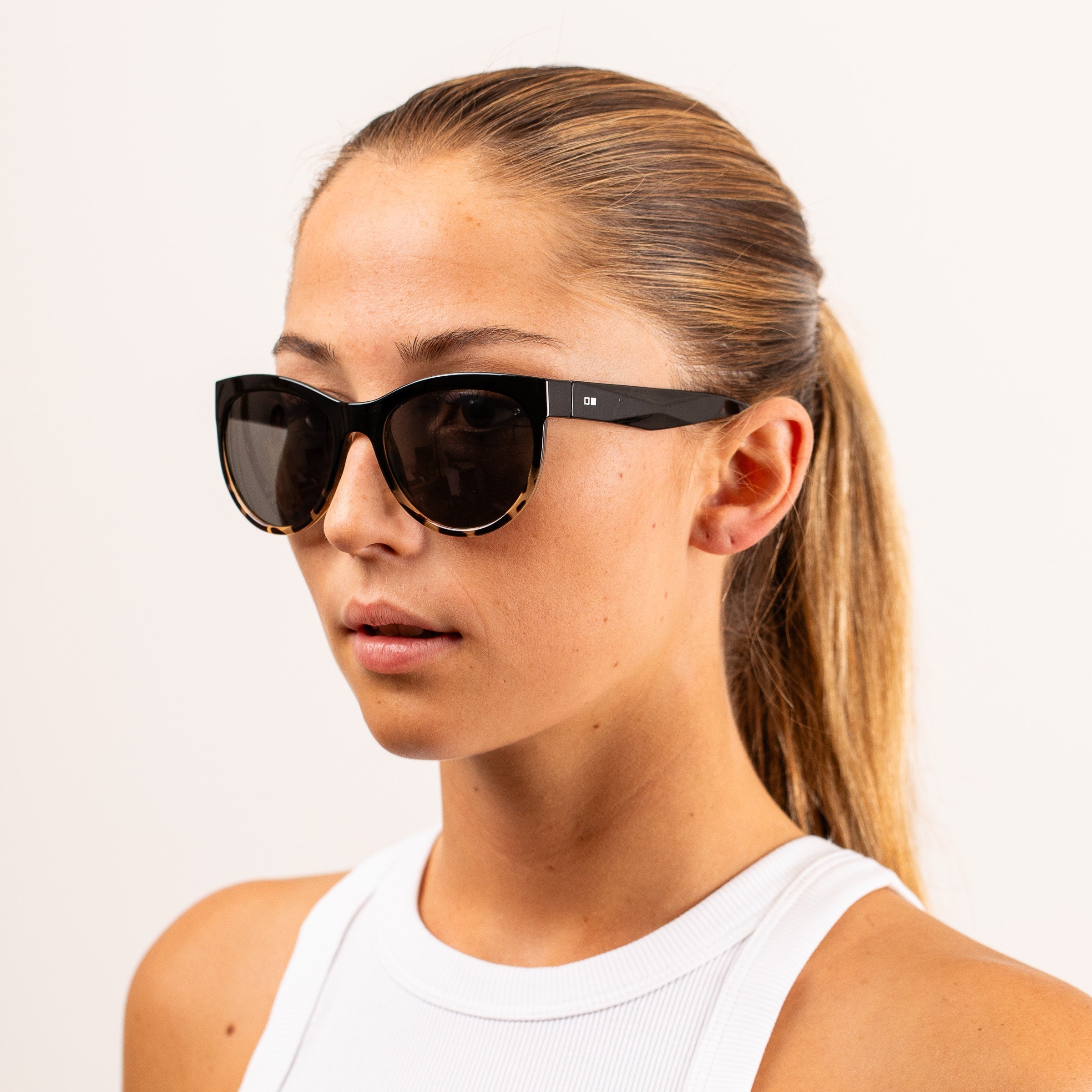 Otis Aerial - Matte Honey Tort / L.I.T. Mirror Blue Polarised