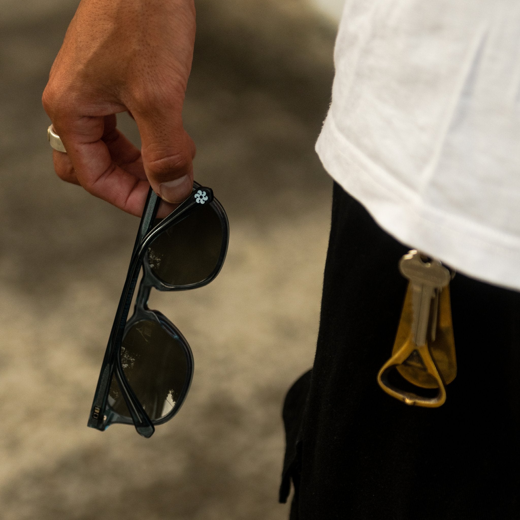 Otis Divide - Eco Crystal Marine / Neutral Grey