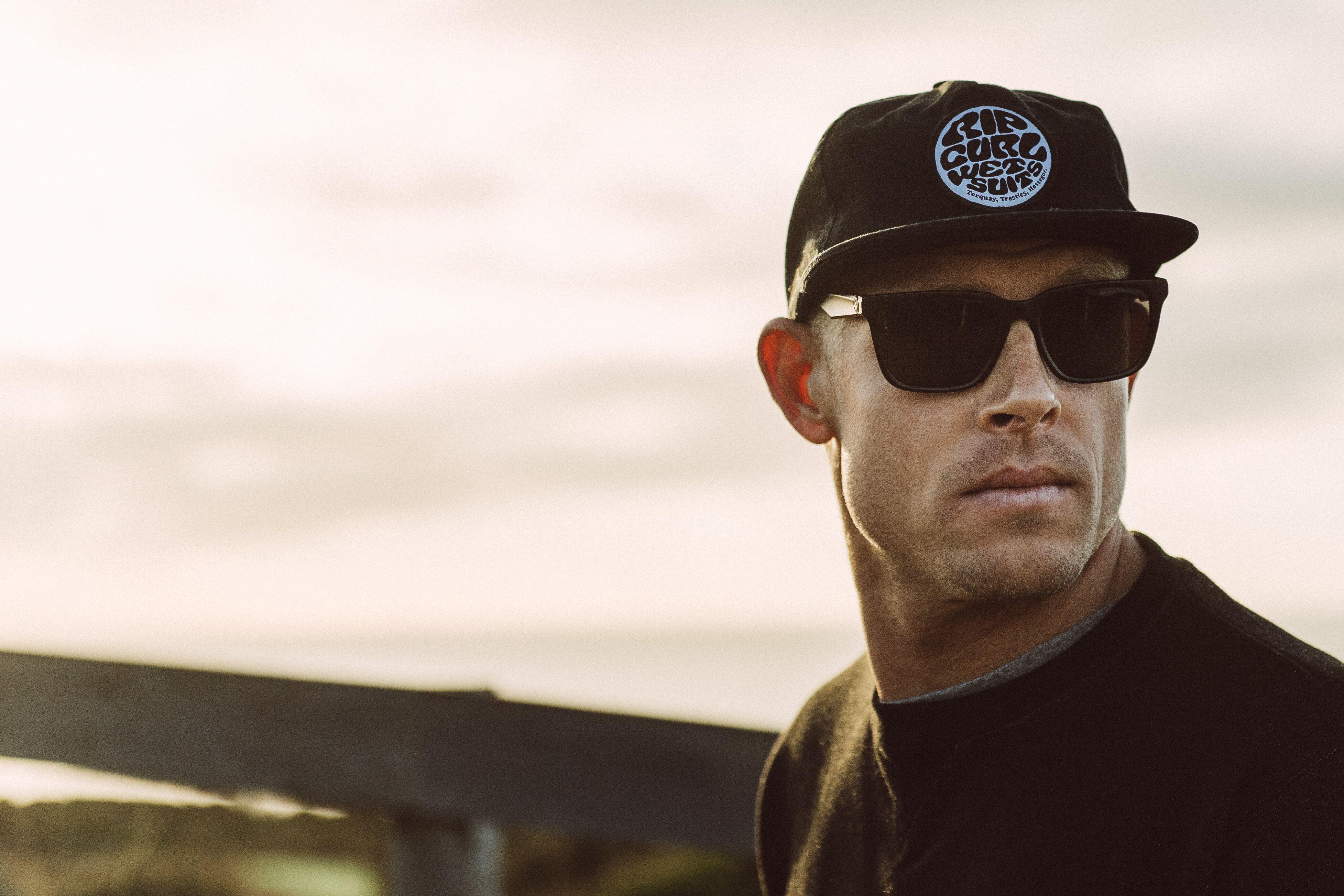 Dragon Baile Matte Black H2O/Ll Smoke P2 Mick Fanning Signature-UV400 non-polarised-886895422758-42040-003-Dragon Alliance-Sunnieside