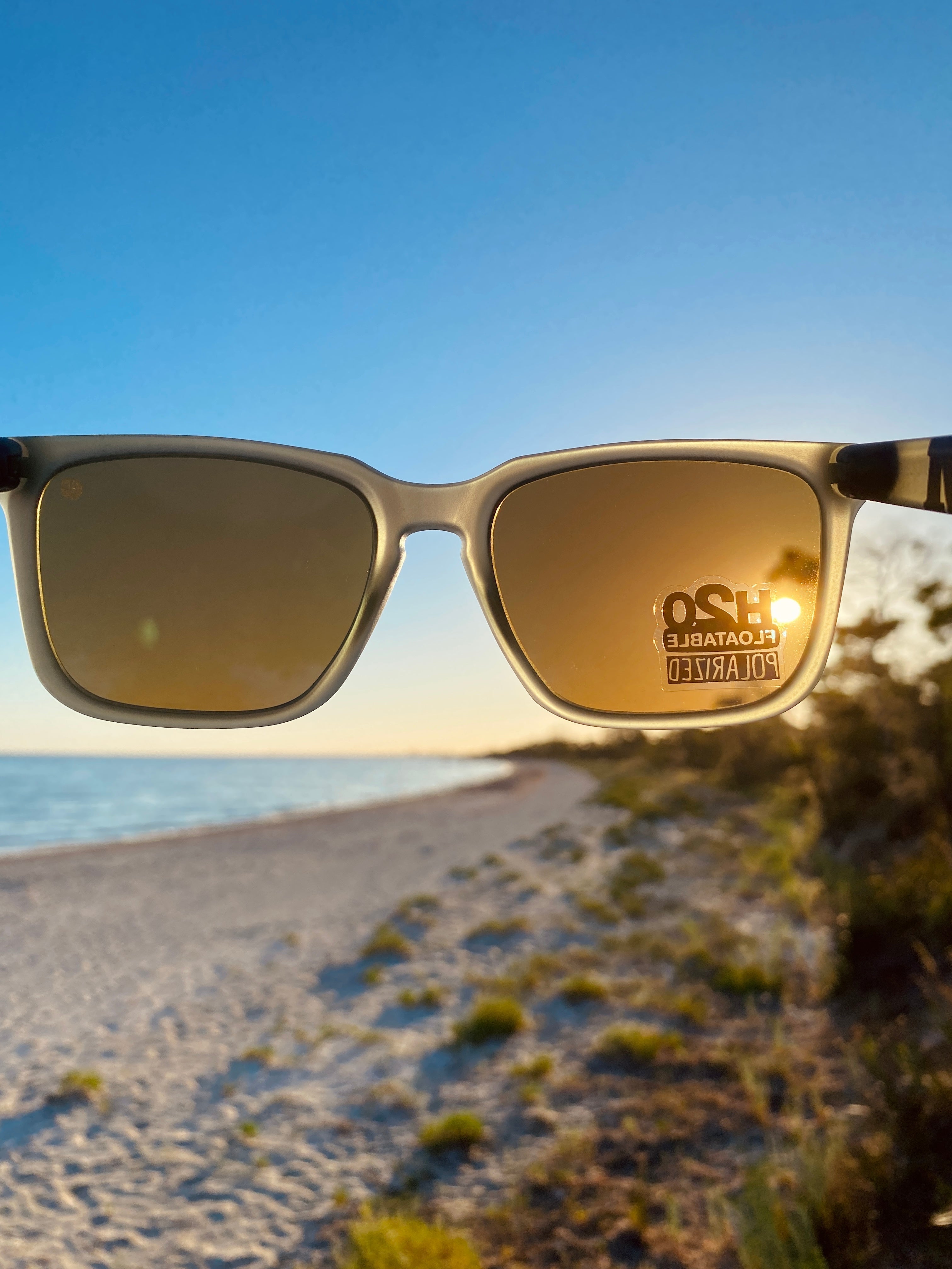 Dragon Baile Matte Crystal H2O/Ll Polarised Shadow Blue Ion Mick Fanning Signature-polarised-886895327909-35075-416-Dragon-Sunnieside