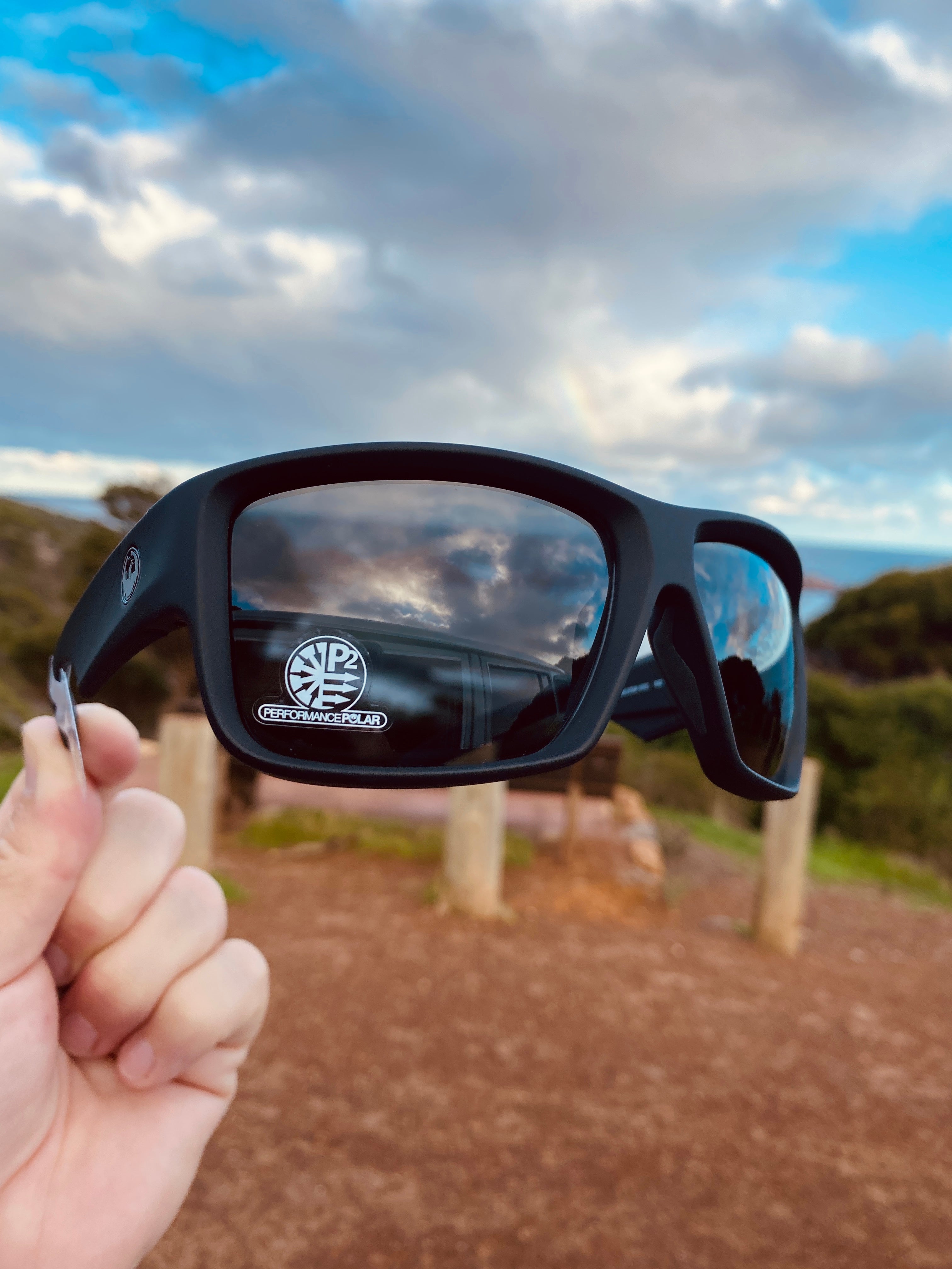 Dragon Deadlock H20 Matte Black/Solid Smoke P2 Polarised-polarised-886895382434-38642-002-Dragon-Sunnieside