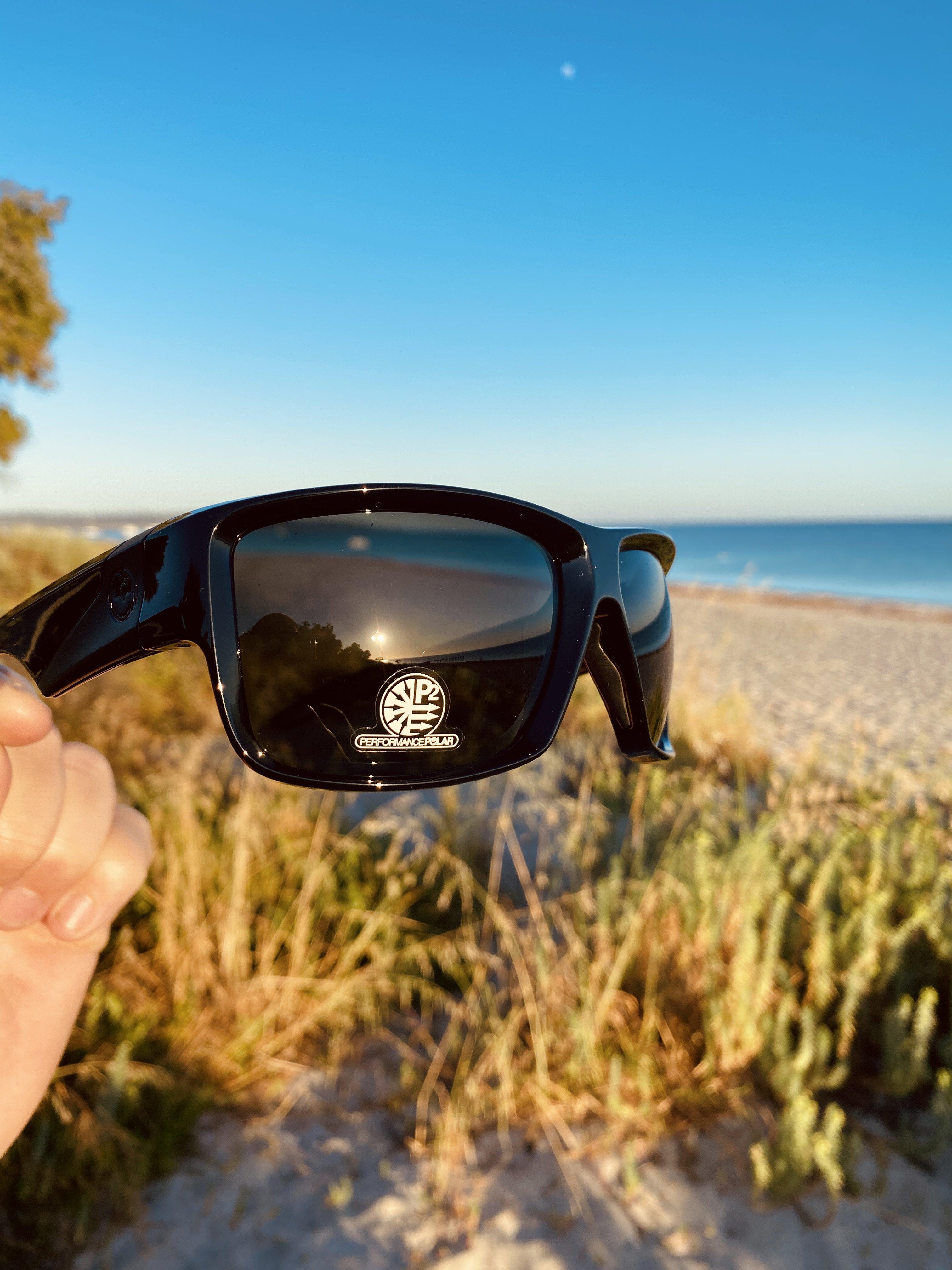 Dragon Deadlock Shiny Black/Smoke P2 Polarised-polarised-886895382335-39699-001-Dragon-Sunnieside