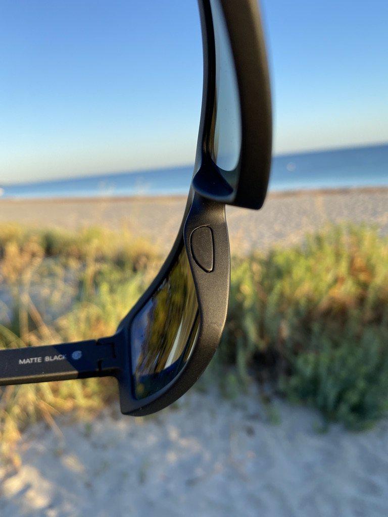Dragon Double Dos Matte Black Blue Ion Polarised-polarised-634741767610-720-2238-Dragon-Sunnieside