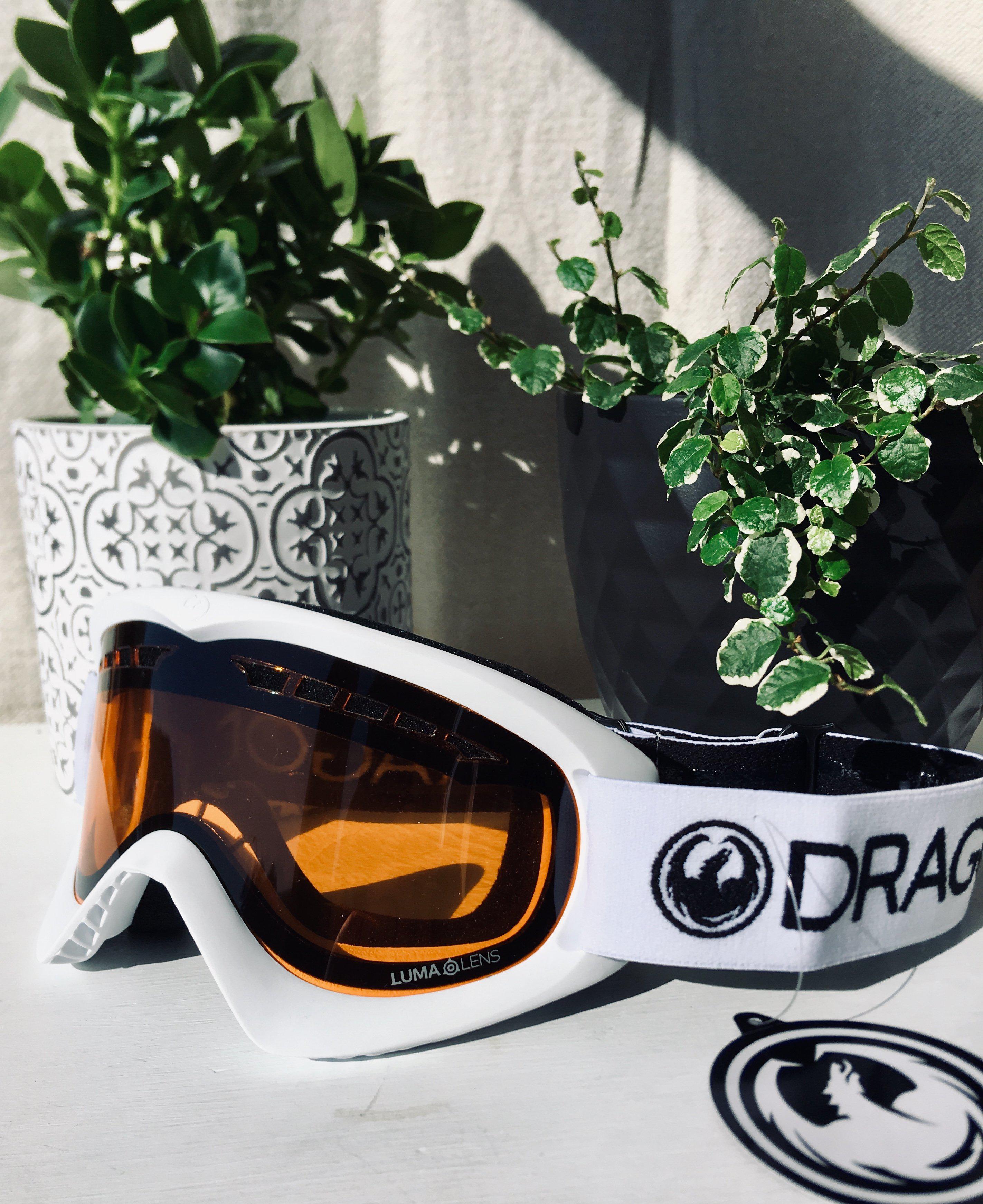 Dragon Dx White / Ll Amber-UV400 non-polarised-886895306164-257885732198-Dragon Snow-Sunnieside