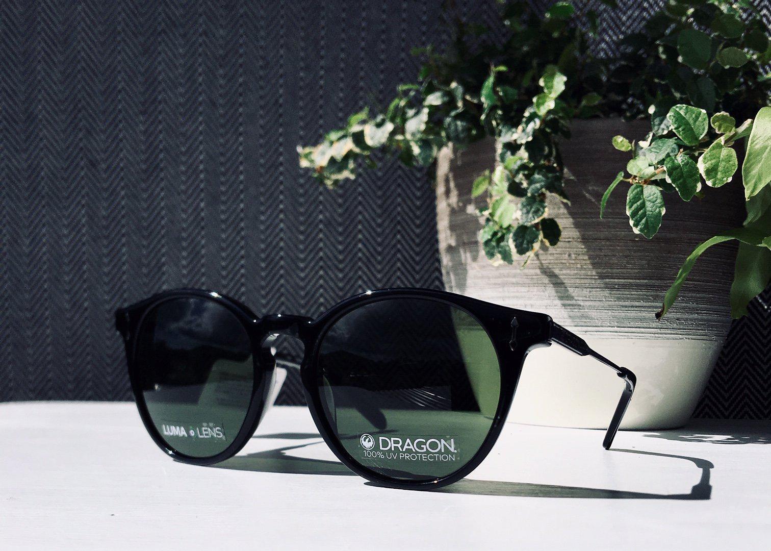 Dragon Hype Gloss Black/Ll G15 Gradient-UV400 non-polarised-41910-001-Dragon Alliance-Sunnieside