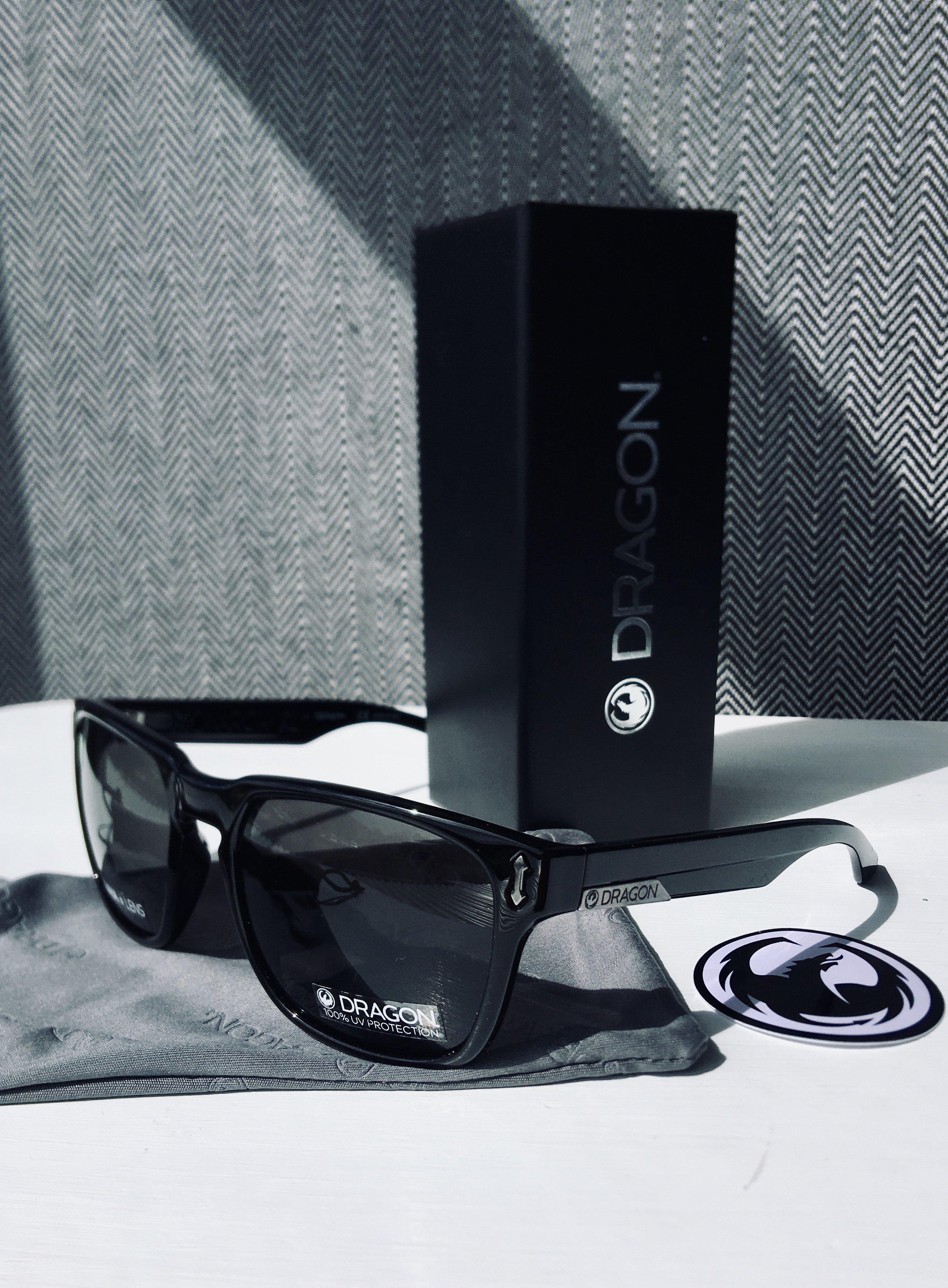 Dragon Monarch Xl Black/Ll Smoke-UV400 non-polarised-886895418362-42009-001-Dragon Alliance-Sunnieside