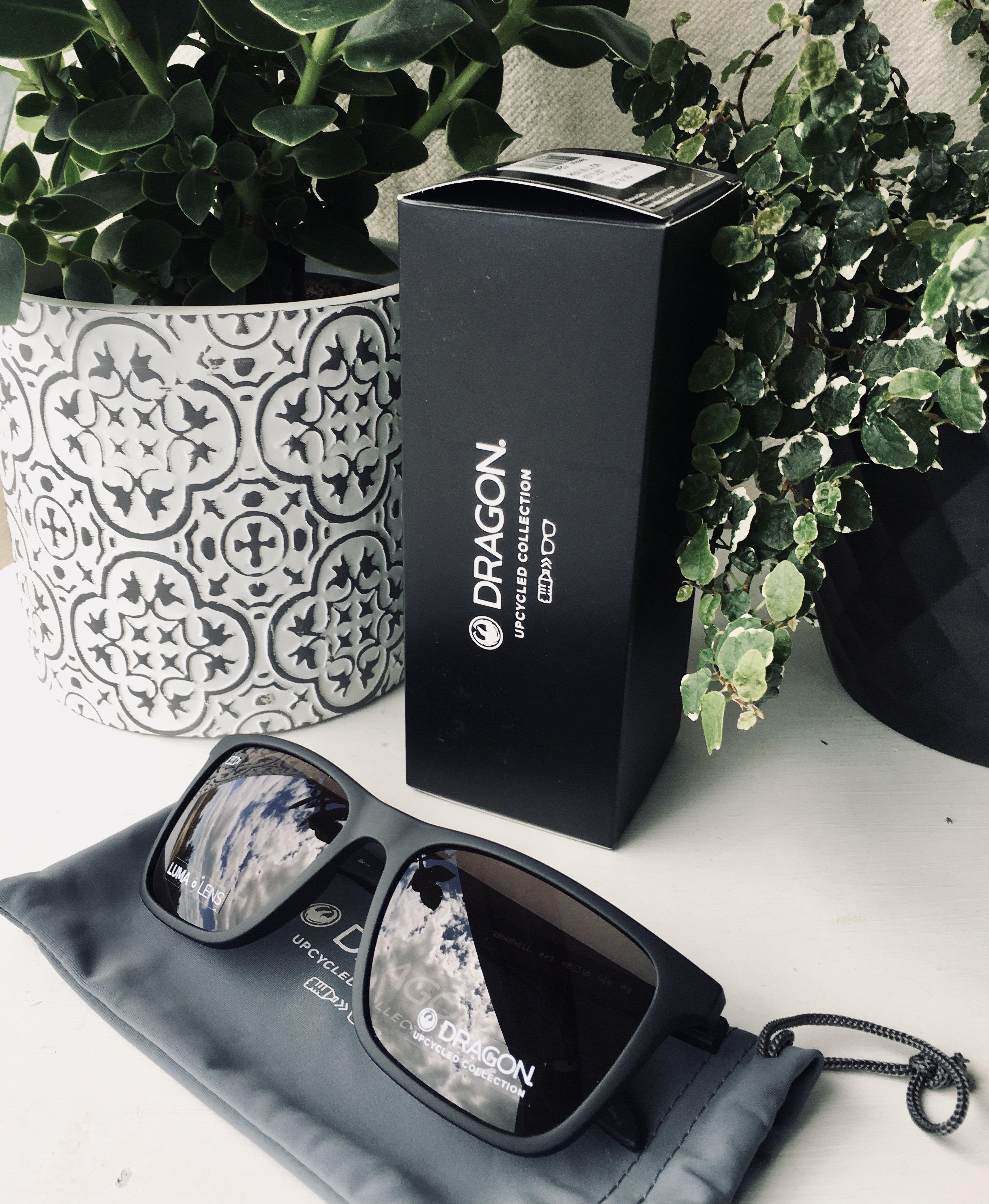 Dragon Renew Upcycled Matte Black/Ll Smoke Polarised-polarised-886895526142-48100-002-Dragon Alliance-Sunnieside