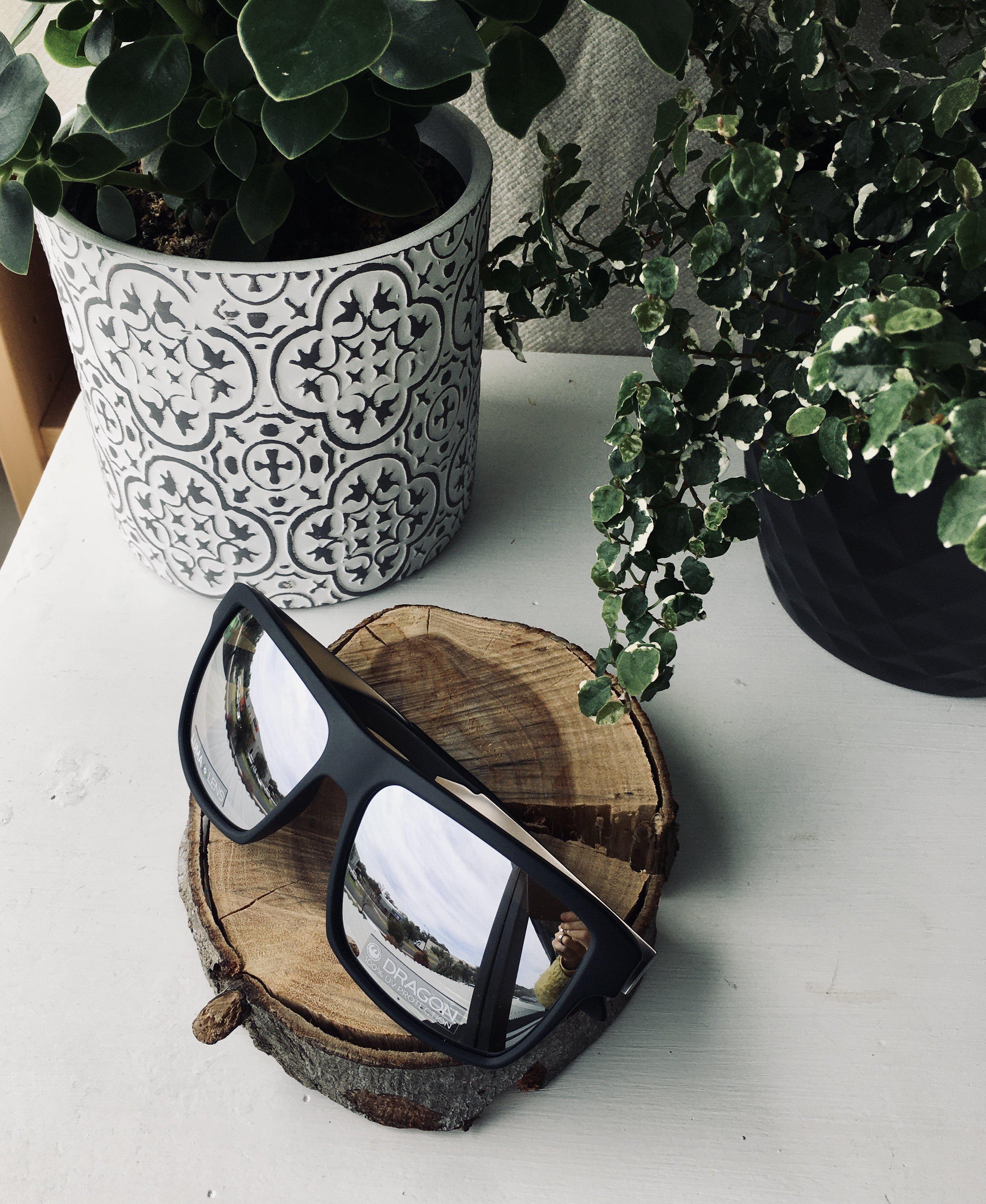 Dragon Space Matte Black/Ll Silver Ion-UV400 non-polarised-41443-002-Dragon Alliance-Sunnieside