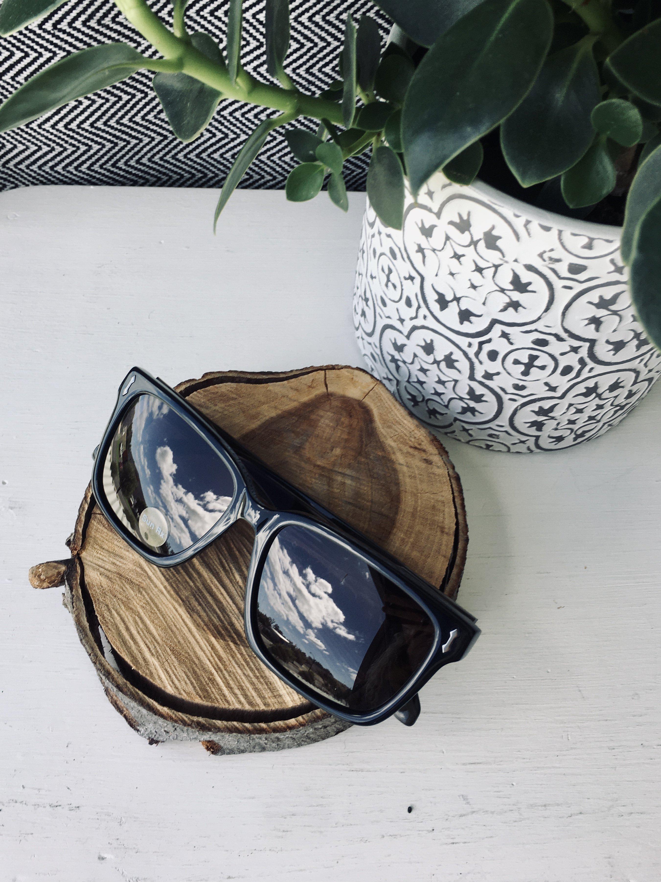 Dragon Sun 519 Legit Black/Grey-UV400 non-polarised-DR519S-001-Dragon-Sunnieside