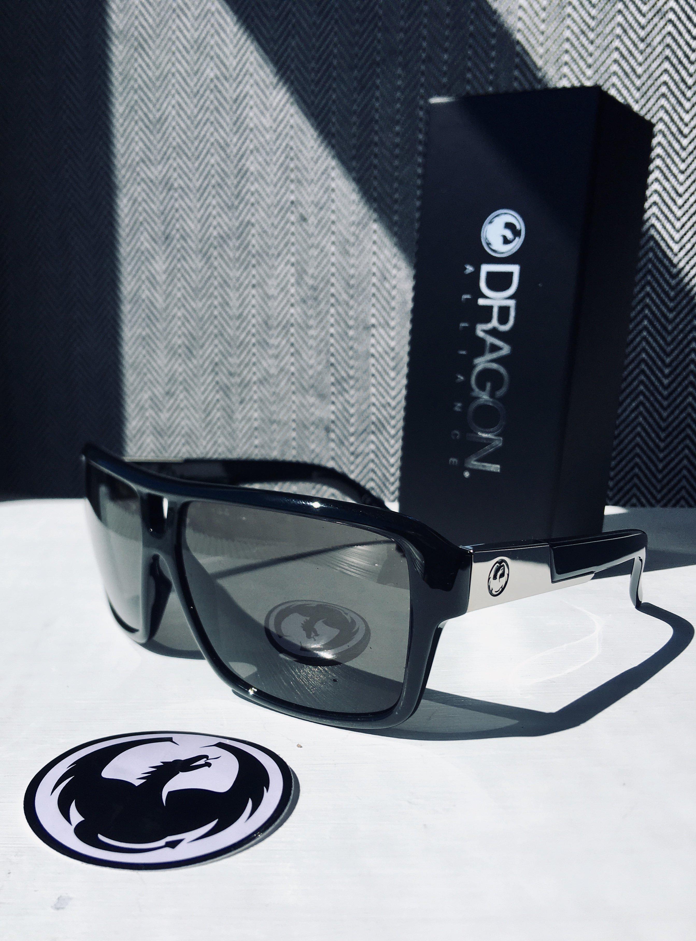 Dragon The Jam Jet Black/Ll Smoke-UV400 non-polarised-886895422871-41992-001-Dragon Alliance-Sunnieside