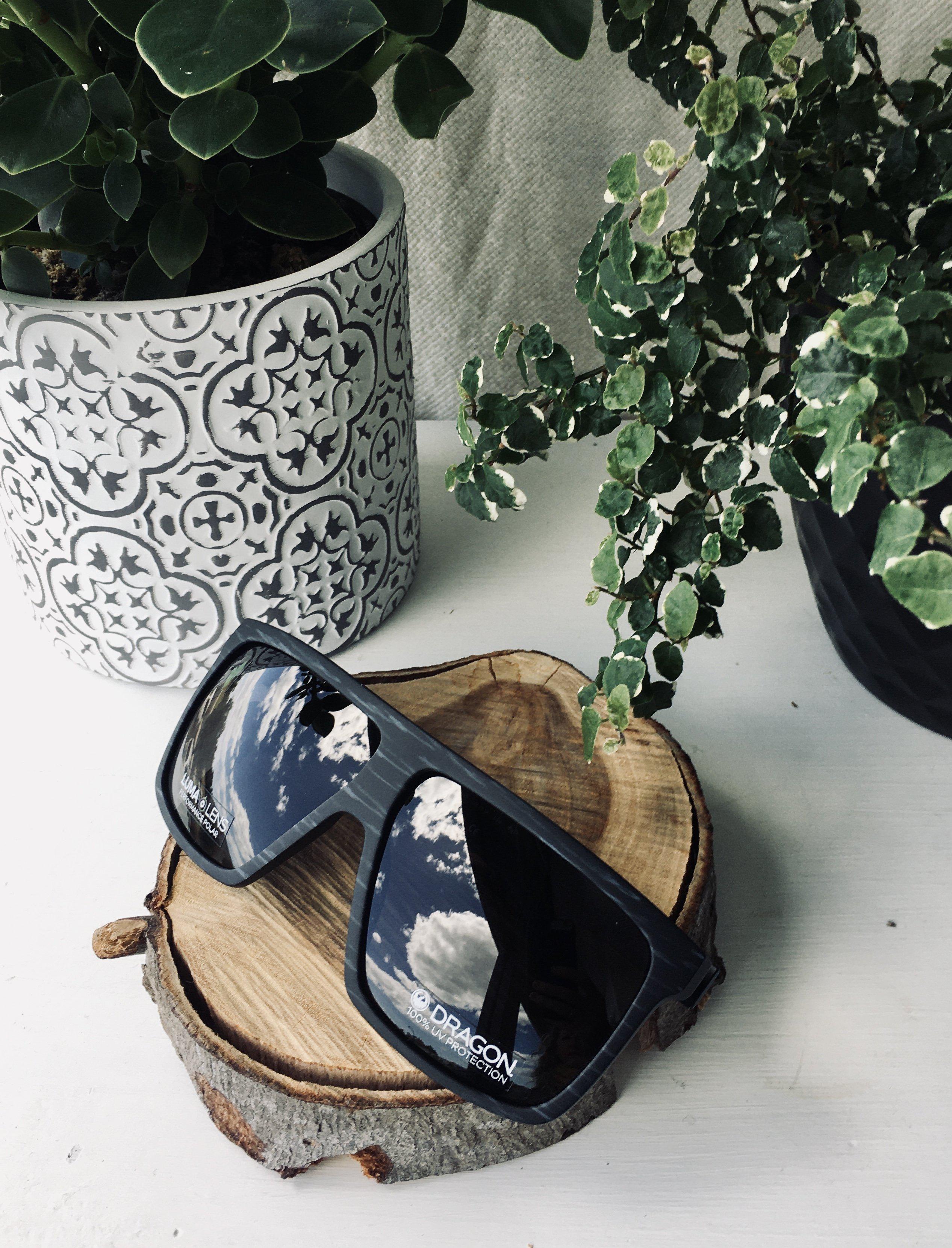 Dragon Ultra Driftwood/Ll Smoke Polarised-polarised-886895479721-45024-019-Dragon Alliance-Sunnieside