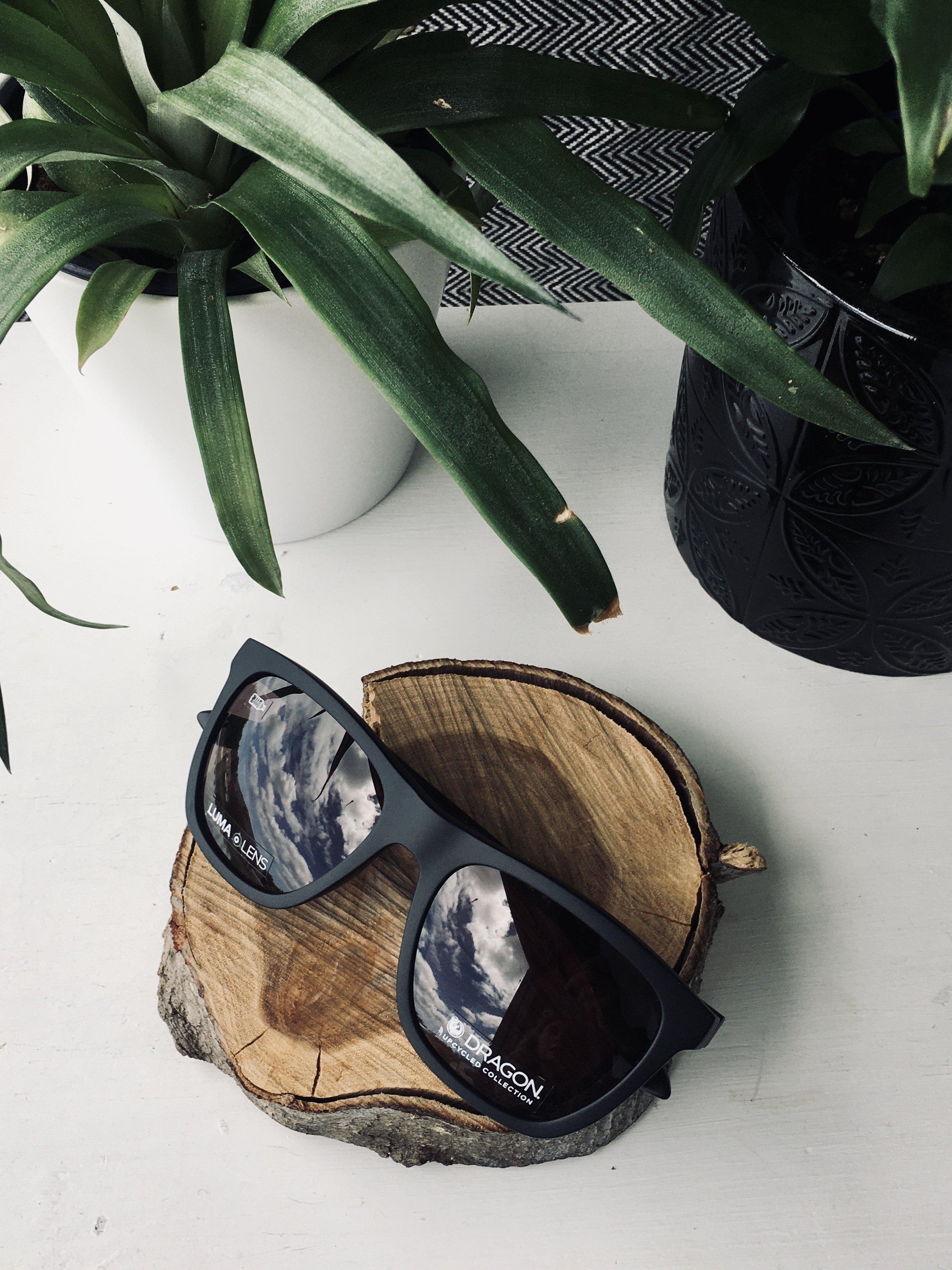 Dragon Upcycled Wilder Matte Black/Ll Smoke-UV400 non-polarised-46686-002-Dragon Alliance-Sunnieside