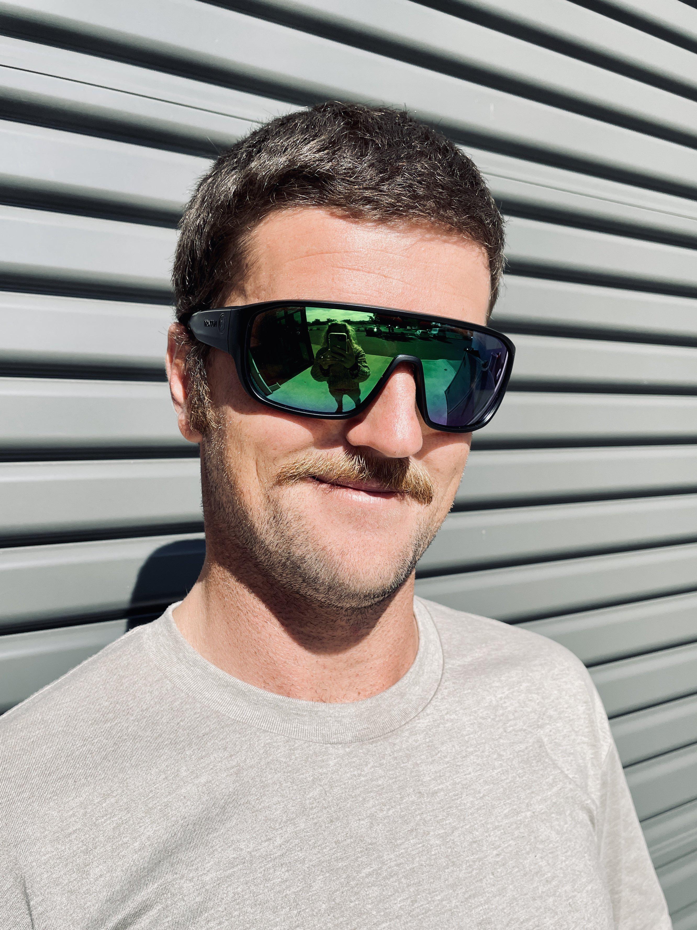 Dragon Vessel X H2O Matte Black/Ll Green Ion Polarised-polarised-886895478984-45016-045-Dragon Alliance-Sunnieside
