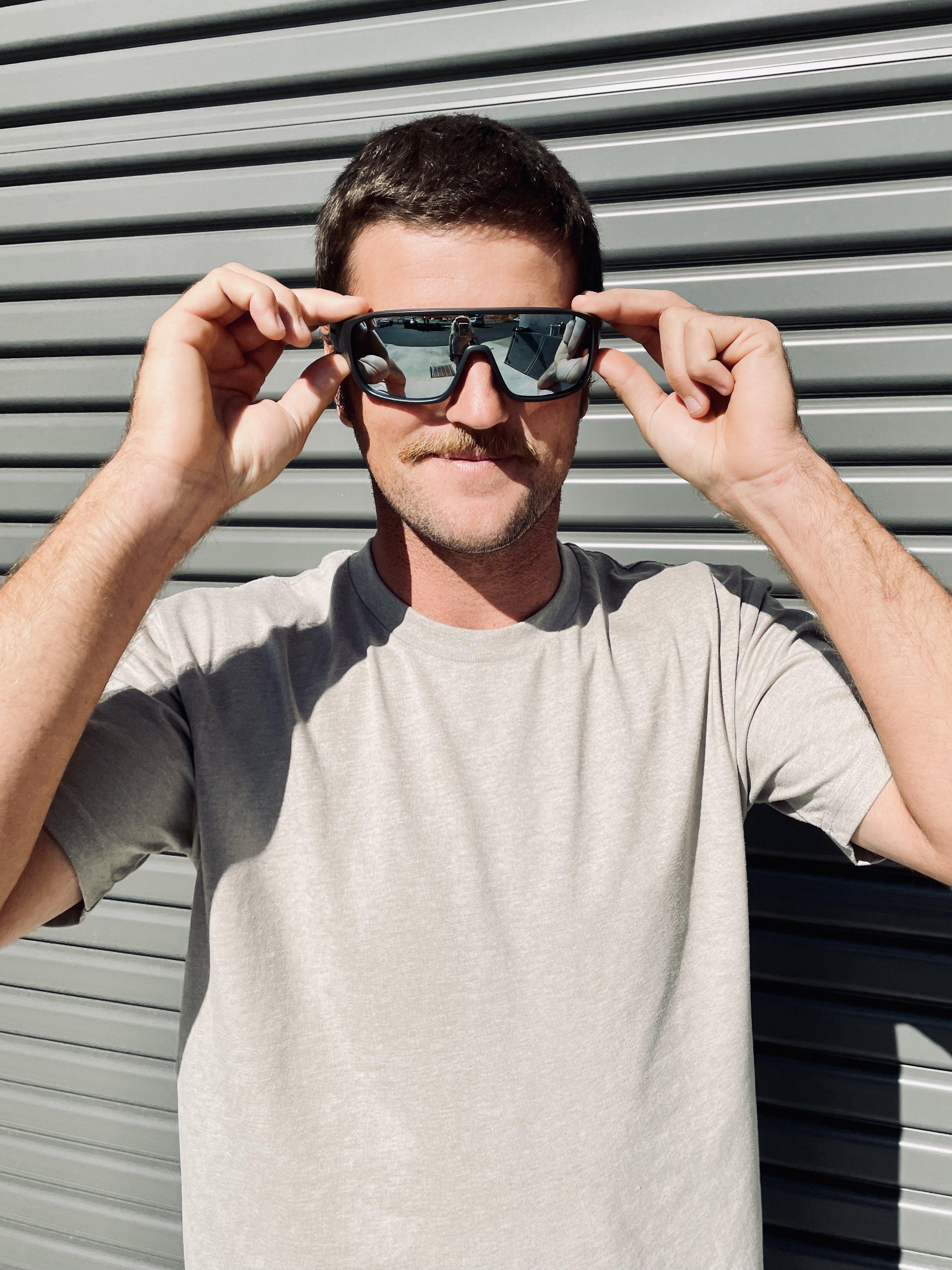 Dragon Vessel X H2O Matte Grey/Ll Super Blue Ion Polarised-polarised-886895478977-450160-028-Dragon Alliance-Sunnieside