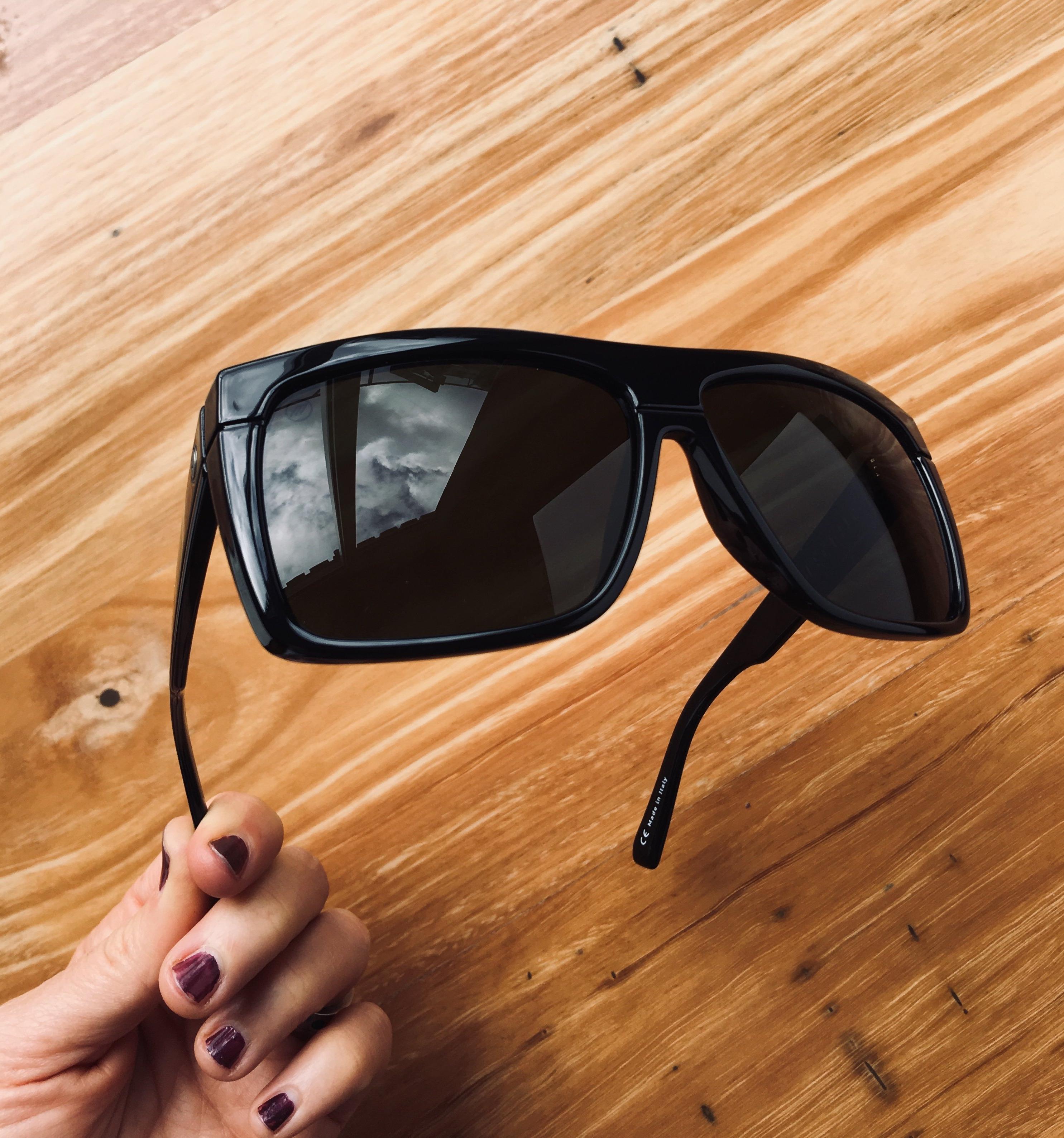 Electric Black Top Gloss Black/Ohm Grey-UV400 non-polarised-EE12801620-Electric-Sunnieside