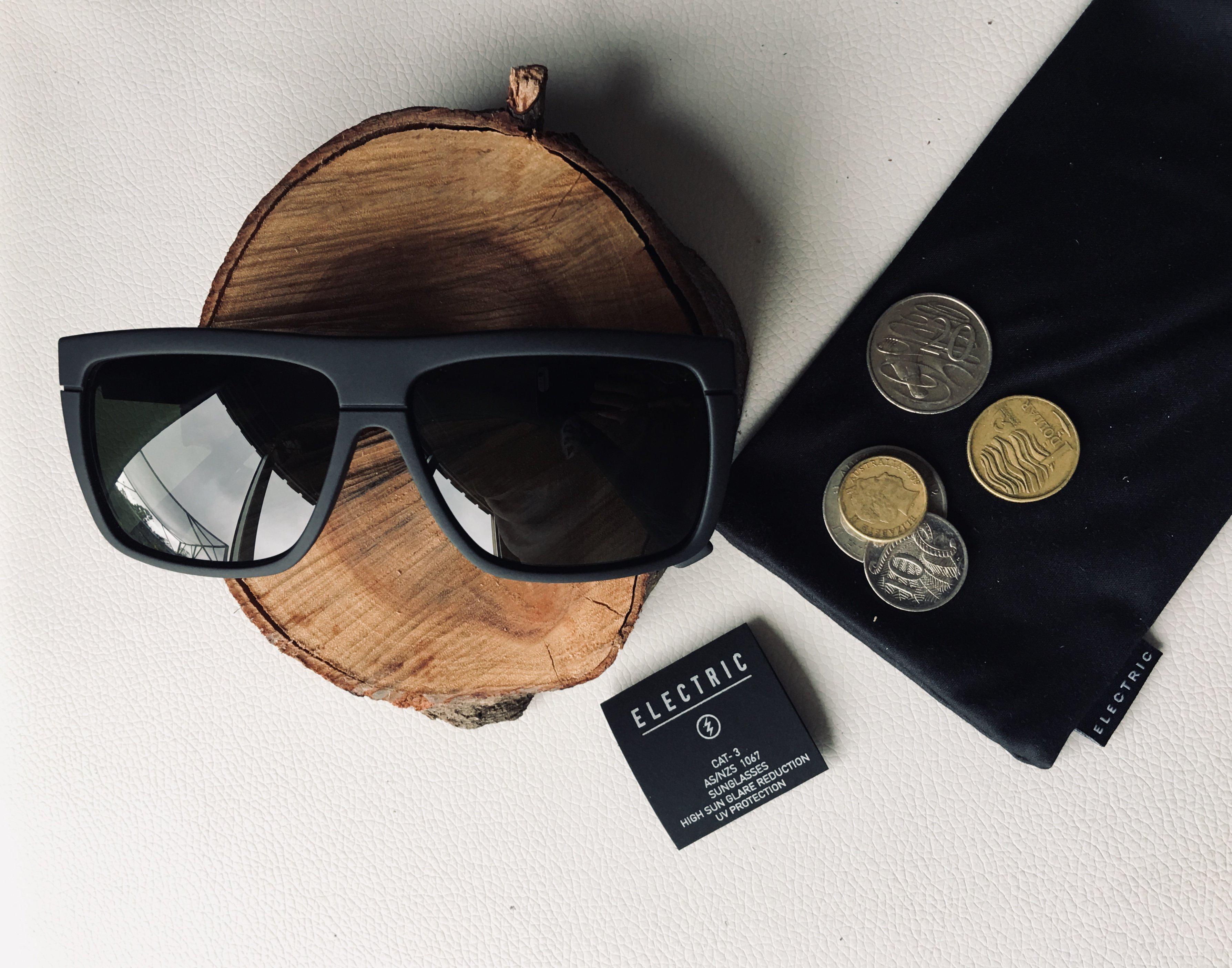 Electric Black Top Matte Black/Omh Grey-UV400 non-polarised-884932250678-EE12801020-Electric-Sunnieside