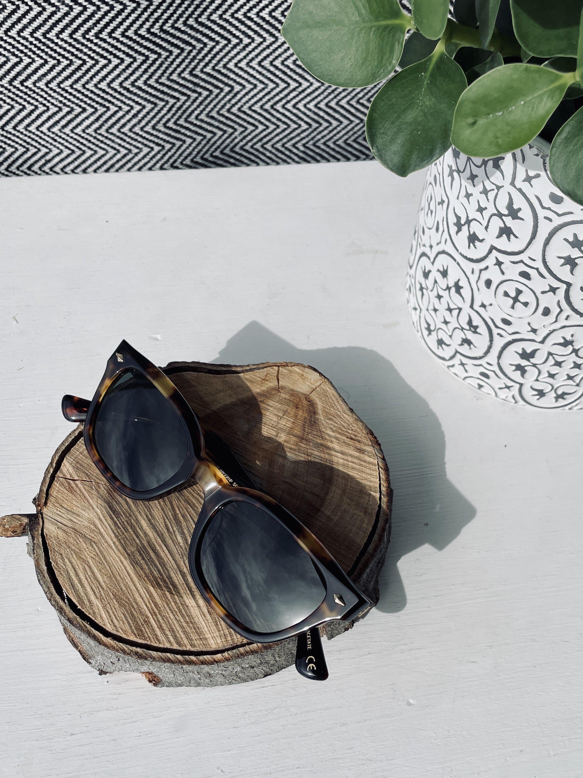 Epokhe Ceremony Tort Polished/Green Polarised-polarised-9353311001701-1036-TORPOGRNP-Epokhe-Sunnieside