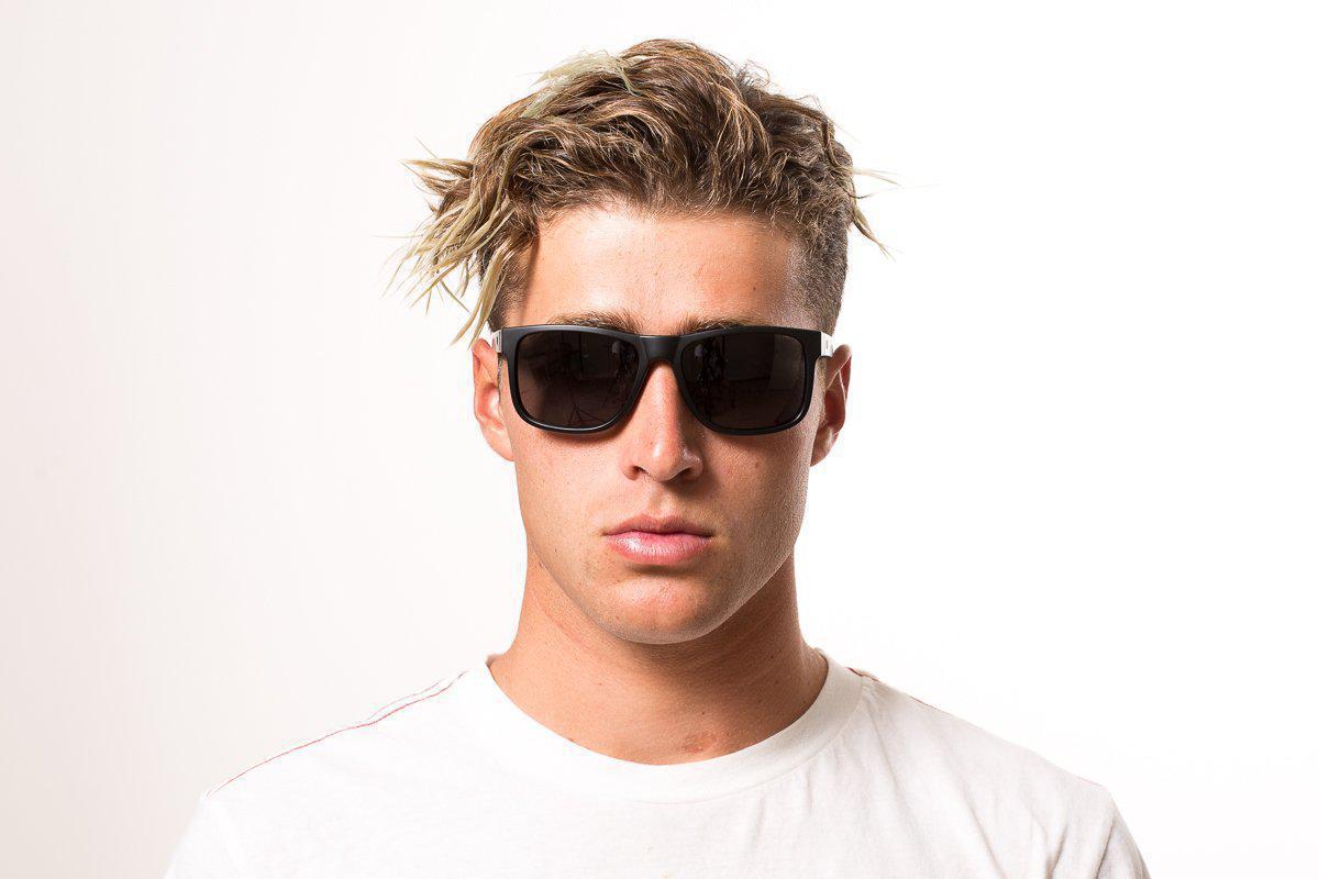 Otis Casa Bay Matte Black/Grey-UV400 non-polarised-30-1807-OTIS-Sunnieside