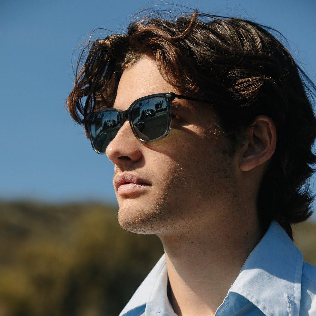 Otis Crossroads Smoke Flash Mirror Grey Polarised-polarised-9339740042744-19-2001P_X-OTIS-Sunnieside