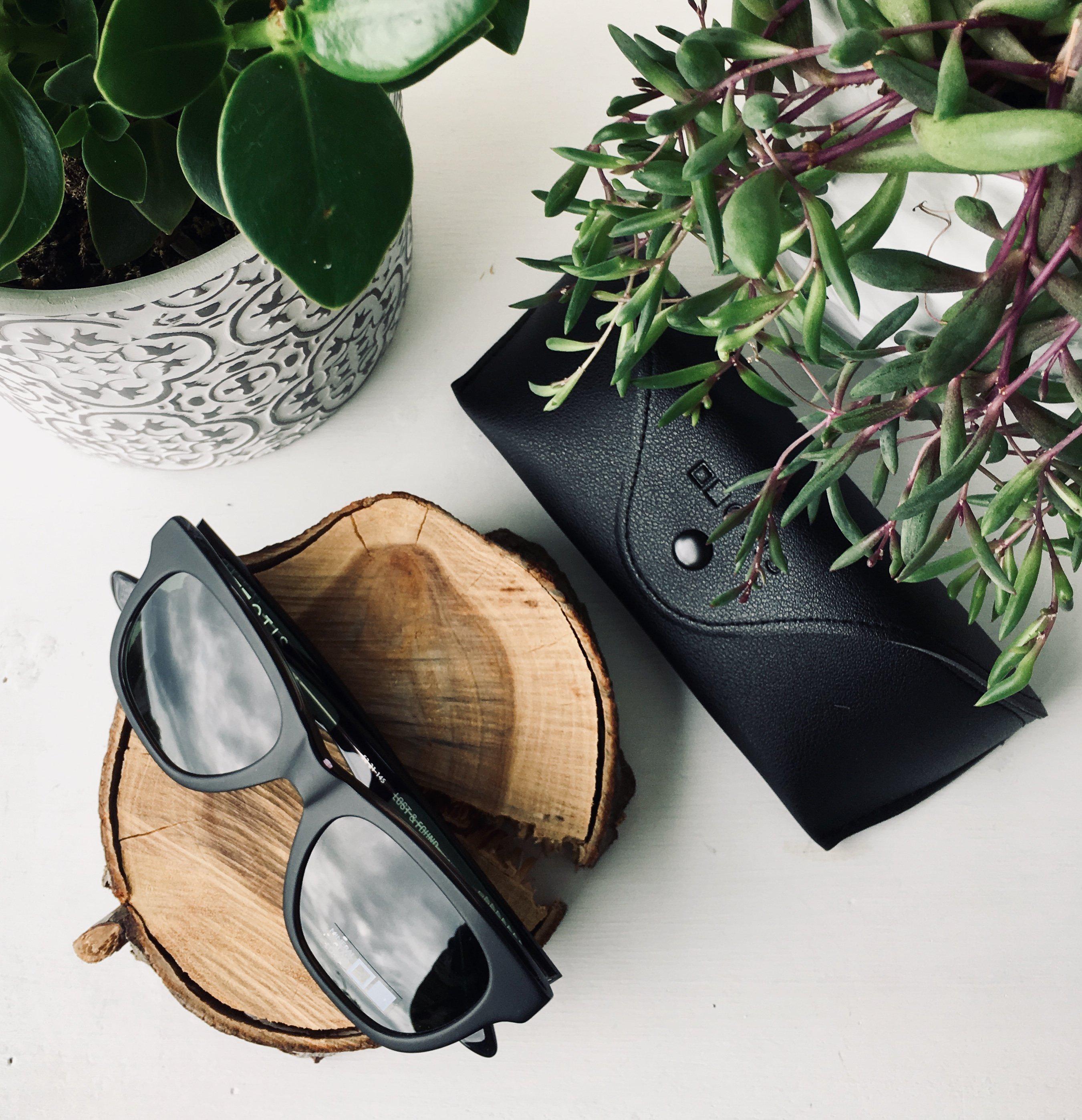 Otis Lost And Found Matte Black Clear Grey-UV400 non-polarised-9339740043420-141-2001_X-OTIS-Sunnieside
