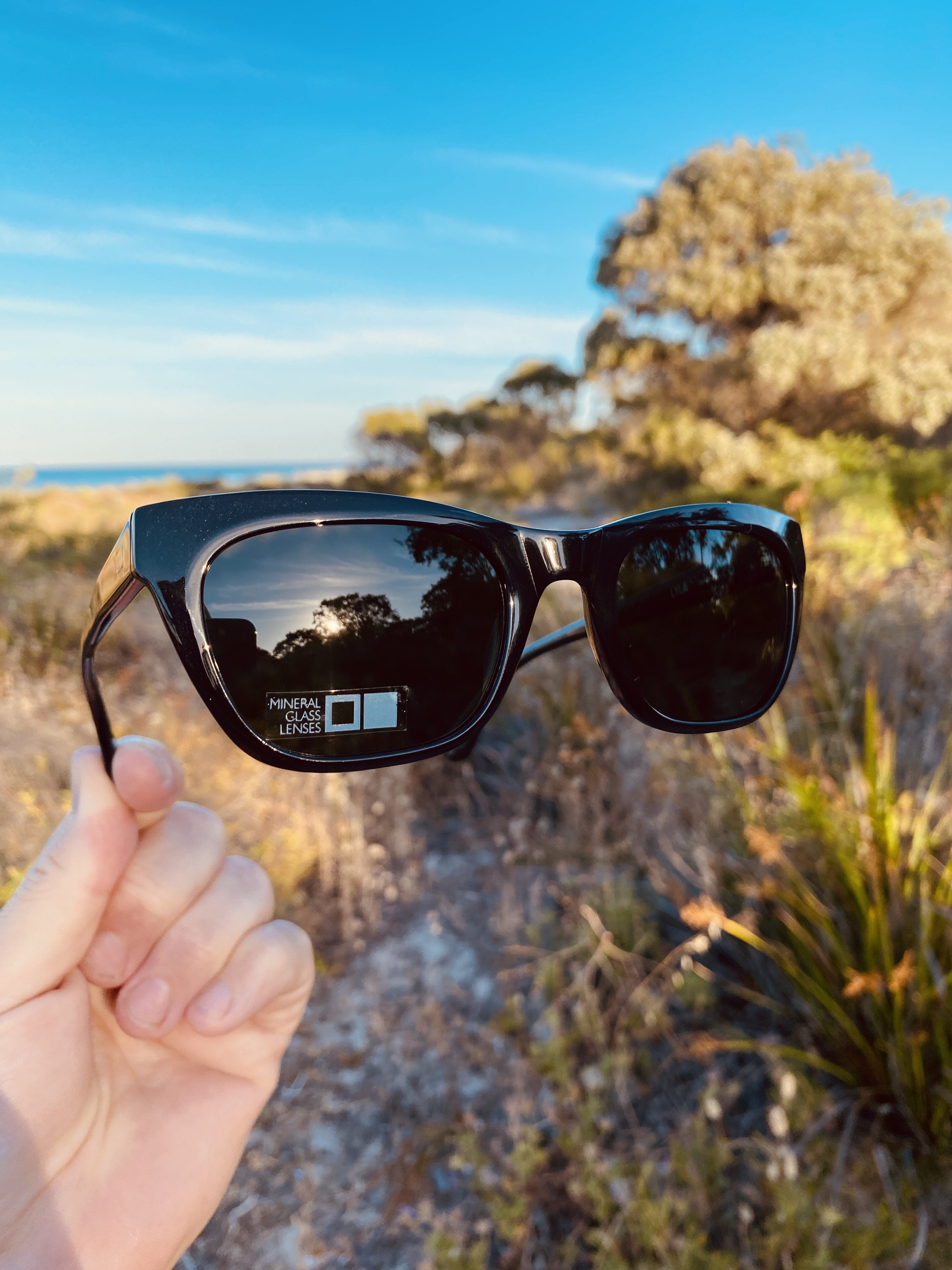 Otis Lyla Black/Grey-UV400 non-polarised-9339740042225-123-1903-OTIS-Sunnieside