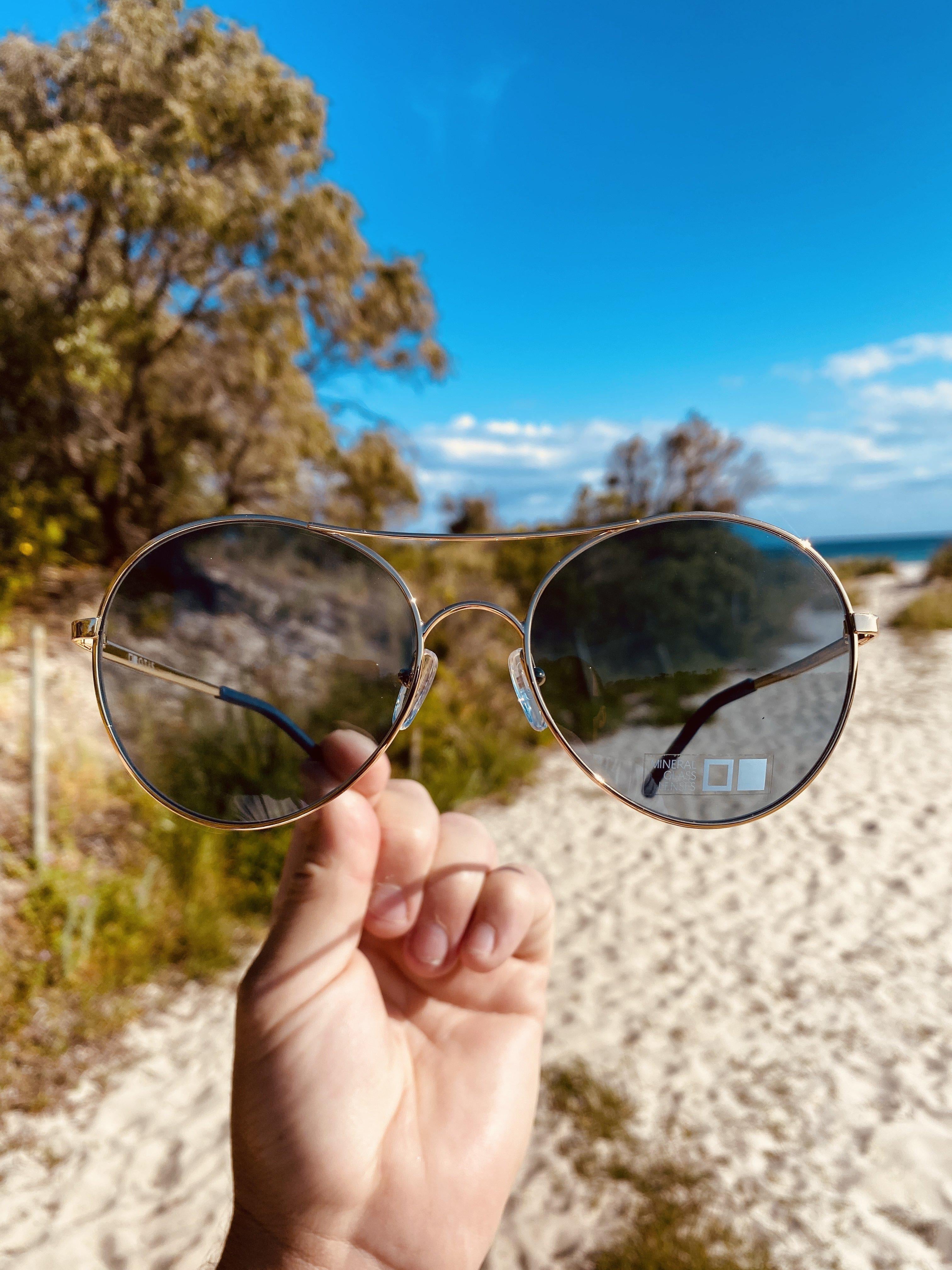 Otis Memory Lane Gold Blue-UV400 non-polarised-9339740030918-23-1802-OTIS-Sunnieside