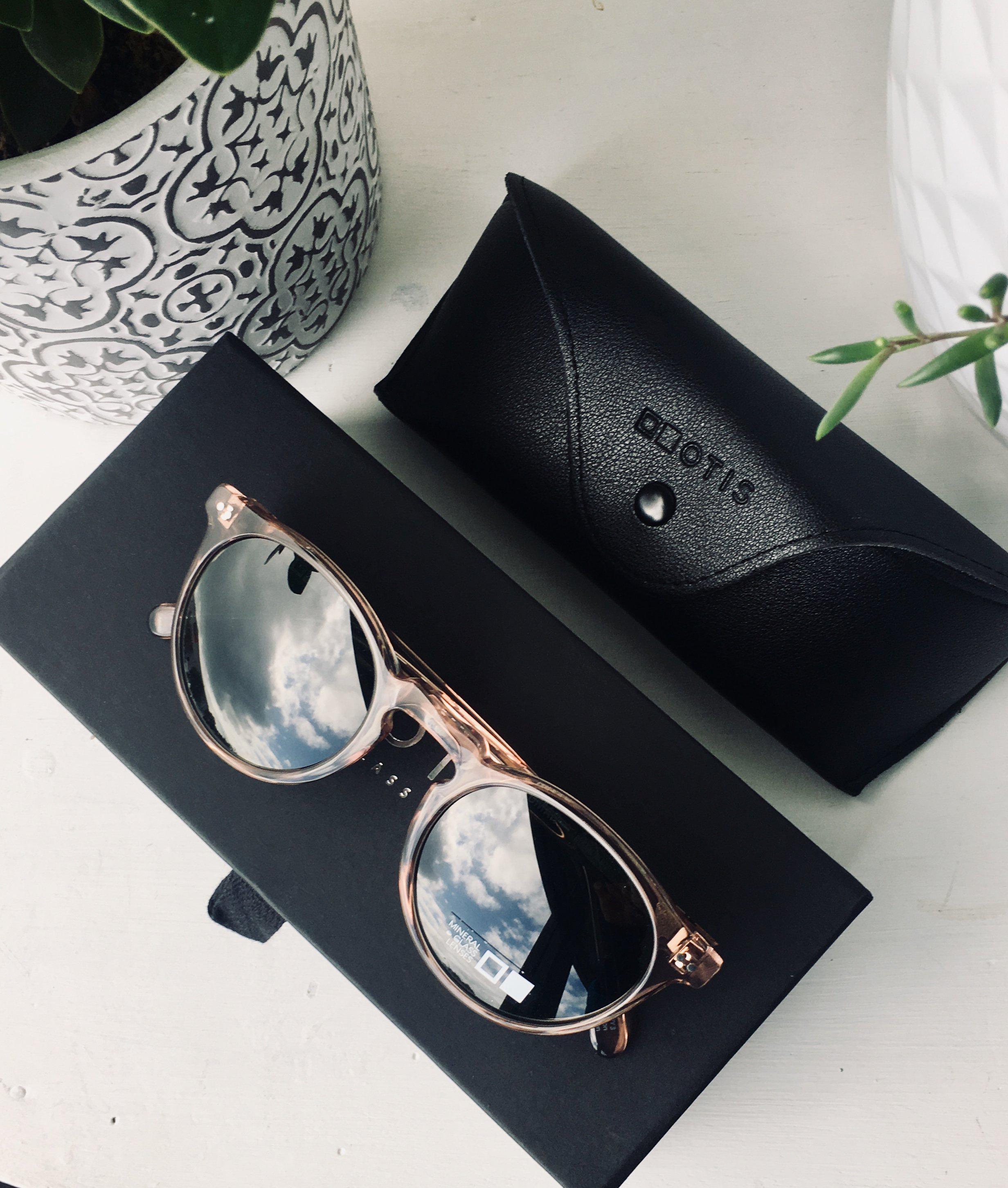 Otis Omar Crystal Blush/Smokey Blue-UV400 non-polarised-9339740043482-26-2002-Otis Eyewear-Sunnieside