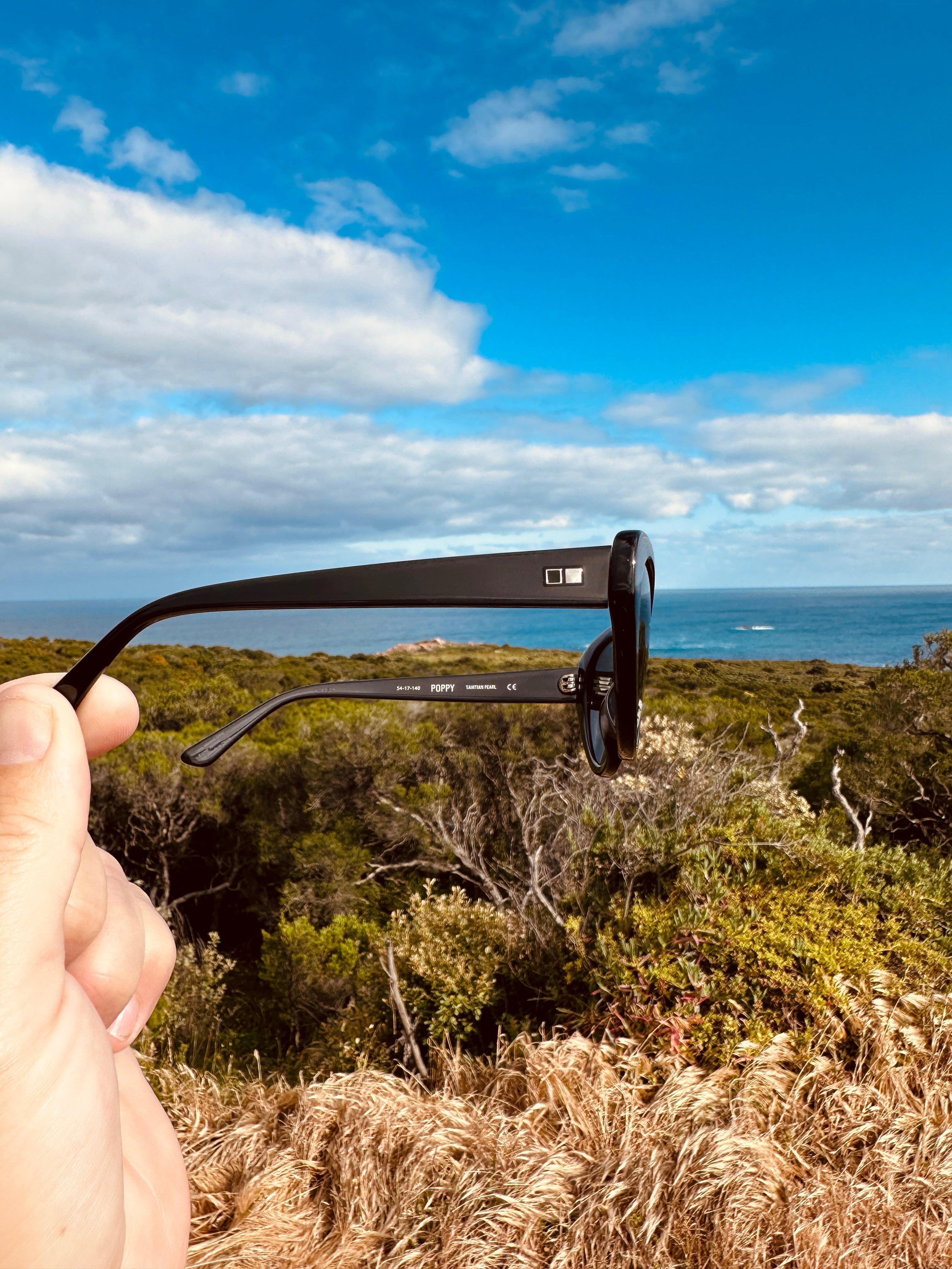 Otis Poppy Black Pearl/Smokey Blue-UV400 non-polarised-9339740048098-148-2103_X-OTIS-Sunnieside