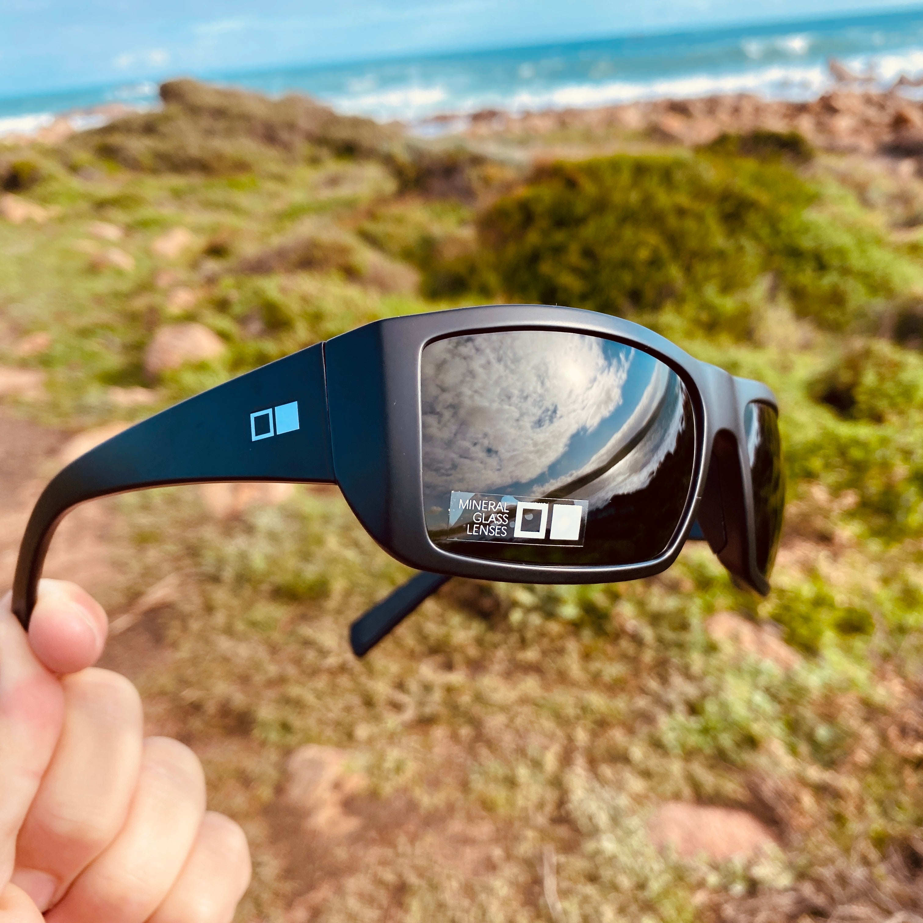 Otis Portside Matte Black/Grey-UV400 non-polarised-31-1805_X-OTIS-Sunnieside
