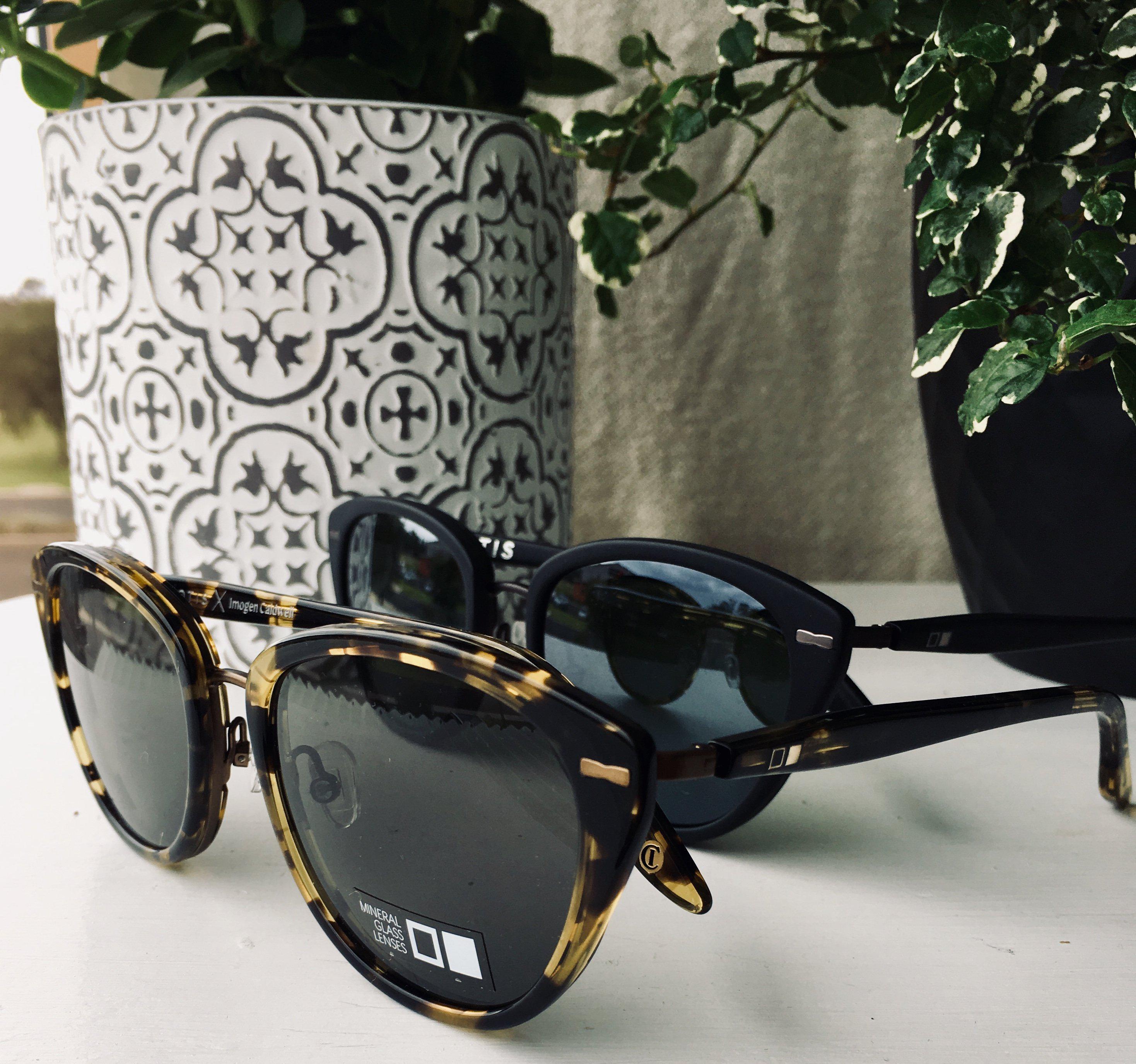 Otis Scarlett Dark Tort/Neutral Grey-UV400 non-polarised-9339740043505-133-2004-IC-Otis Eyewear-Sunnieside