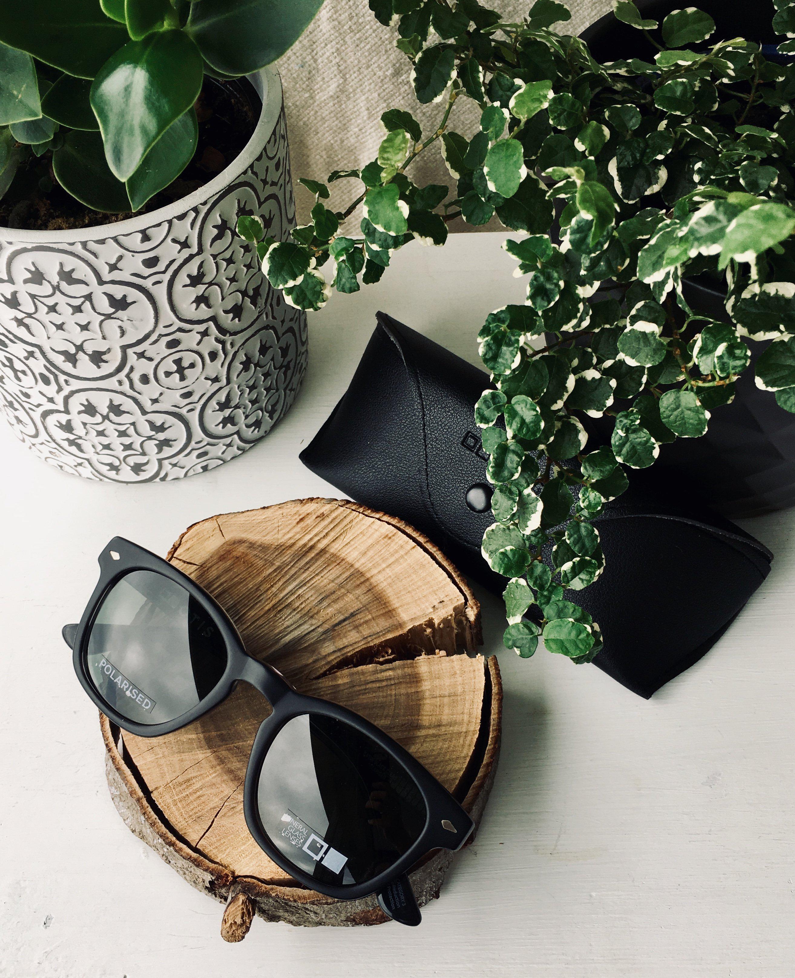 Otis Summer Of 67 Satin Black Clear/Grey Polarised-polarised-9339740043512-142-2001P-Otis Eyewear-Sunnieside