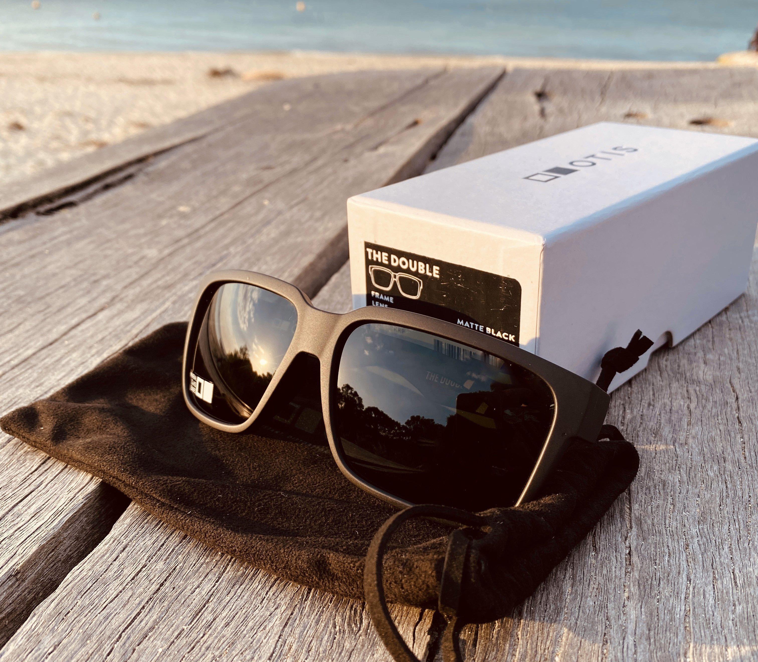 Otis The Double Matte Black/Grey-UV400 non-polarised-120-1901-OTIS-Sunnieside