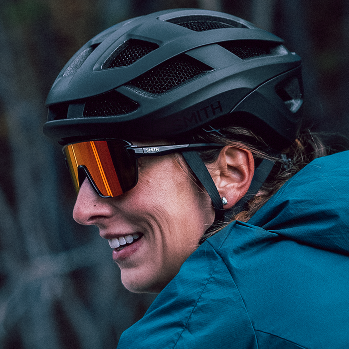 Smith Bobcat Black | ChromaPop Red Mirror-UV400 non-polarised-827886537709-20492780799X6-Smith-Sunnieside