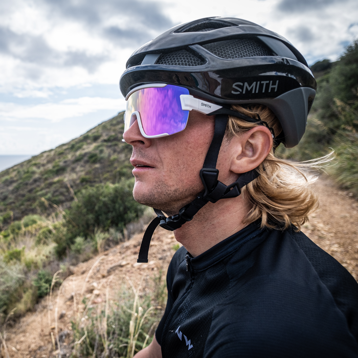 Smith Wildcat White | ChromaPop Violet Mirror-UV400 non-polarised-827886540068-2015160BK99DI-Smith-Sunnieside